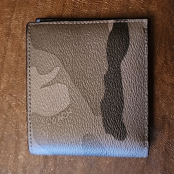 Coach Other - Coach 3 in 1 wallet NWOT